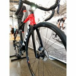 BONTRAGER Phare Avant Ion Pro RT 1300 Lumens -Pièces détachées Soldes phare avant ion pro rt 1300 lumens 2